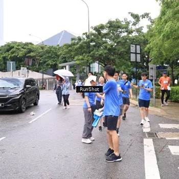Runner Photo 7963986