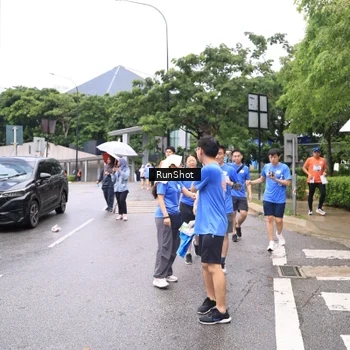 Runner Photo 7963987