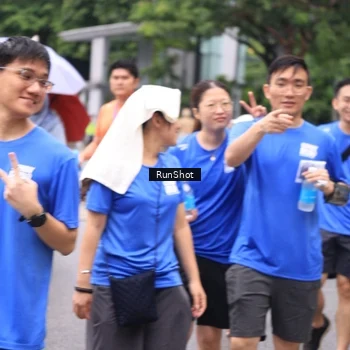 Runner Photo 7964010