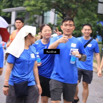 Runner Photo 7964011