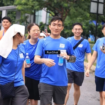 Runner Photo 7964014