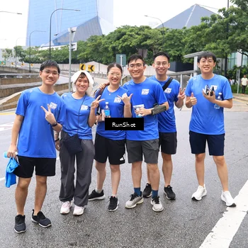 Runner Photo 7964047