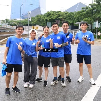 Runner Photo 7964053