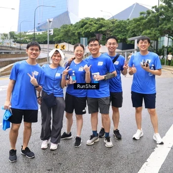 Runner Photo 7964054