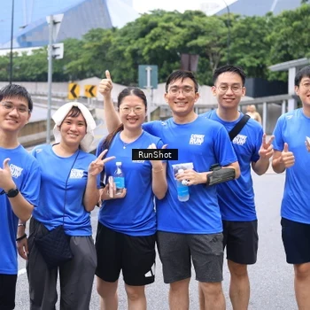 Runner Photo 7964058