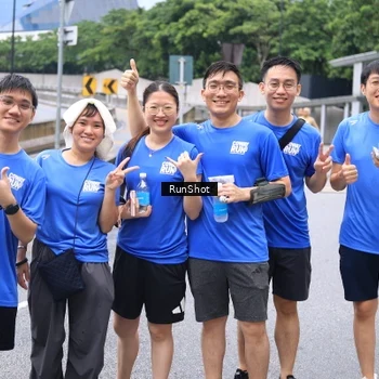 Runner Photo 7964059