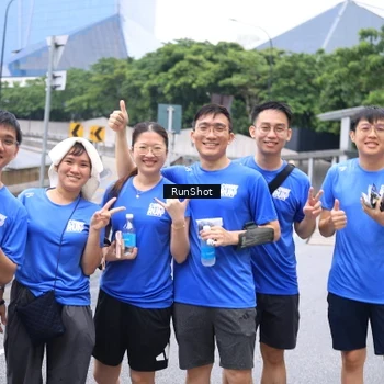 Runner Photo 7964065