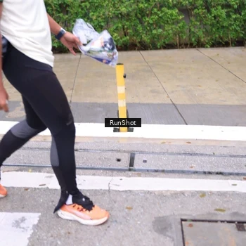 Runner Photo 7964067