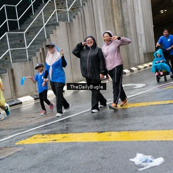 Runner Photo 7964074