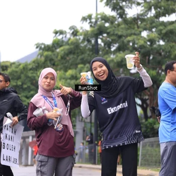 Runner Photo 7964163