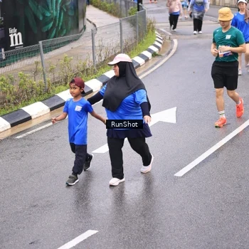 Runner Photo 7964182