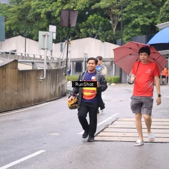 Runner Photo 7964201
