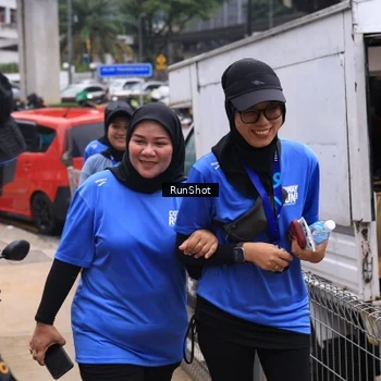 Runner Photo 7964282