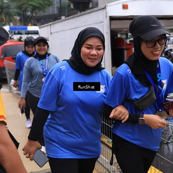 Runner Photo 7964288