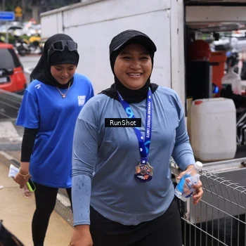 Runner Photo 7964295