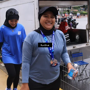 Runner Photo 7964300
