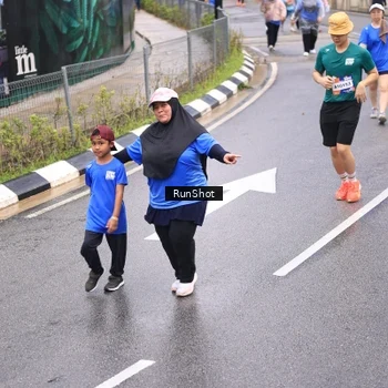 Runner Photo 7964327