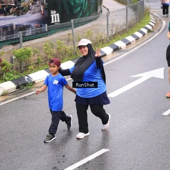 Runner Photo 7964393