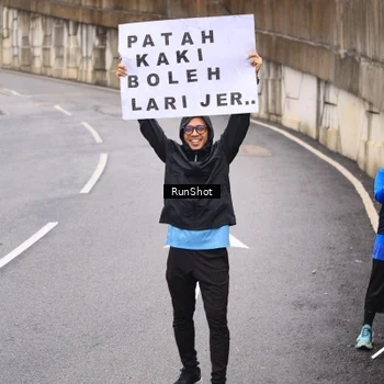 Runner Photo 7964404