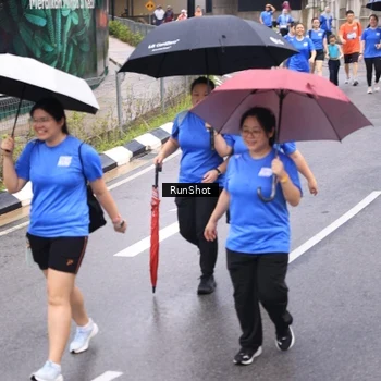 Runner Photo 7964444