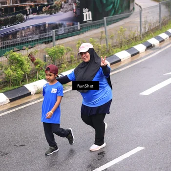 Runner Photo 7964475