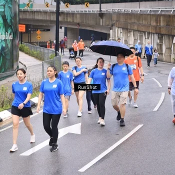 Runner Photo 7964489