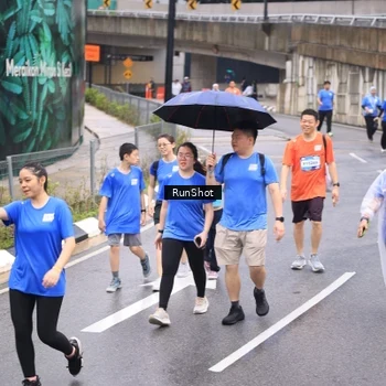 Runner Photo 7964504