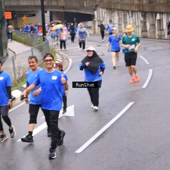 Runner Photo 7964510