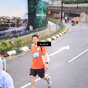 Runner Photo 7964546