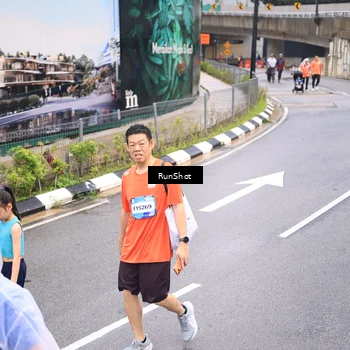 Runner Photo 7964547