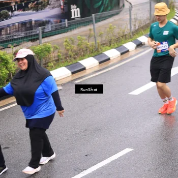 Runner Photo 7964563