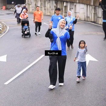 Runner Photo 7964564