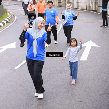 Runner Photo 7964575