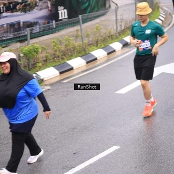 Runner Photo 7964578