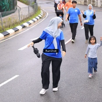 Runner Photo 7964579