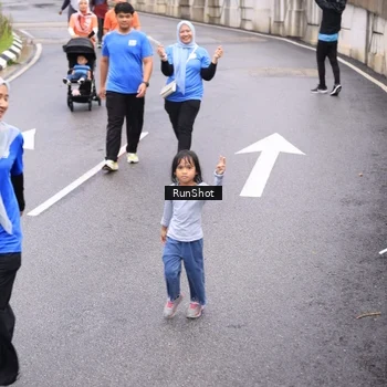 Runner Photo 7964582