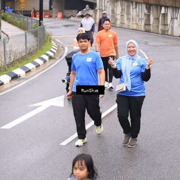 Runner Photo 7964593