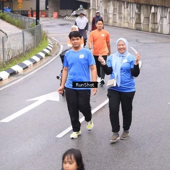 Runner Photo 7964596