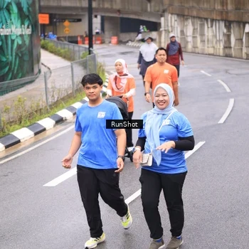 Runner Photo 7964607