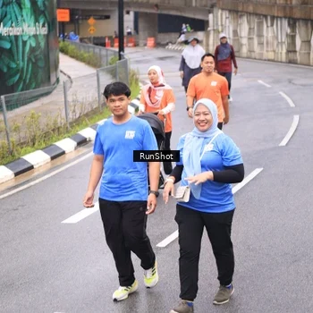 Runner Photo 7964608