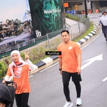 Runner Photo 7964623