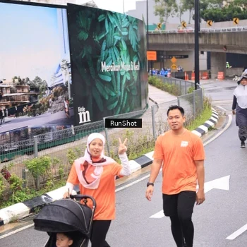 Runner Photo 7964640