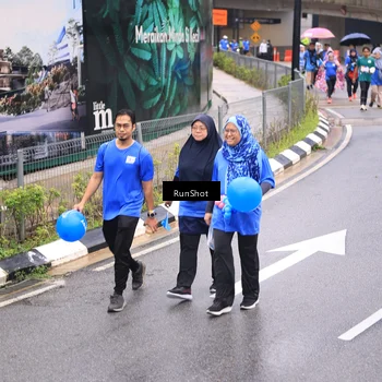Runner Photo 7964662