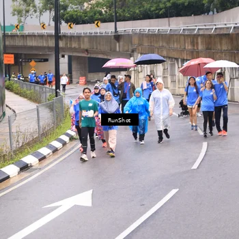 Runner Photo 7964689