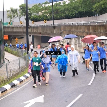 Runner Photo 7964694