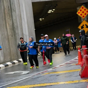 Runner Photo 7964699