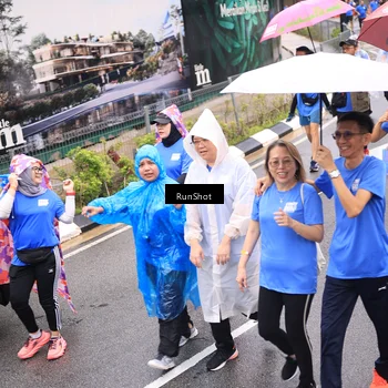 Runner Photo 7964734