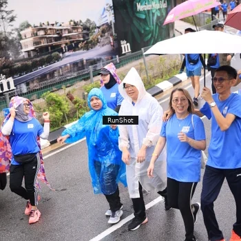 Runner Photo 7964736