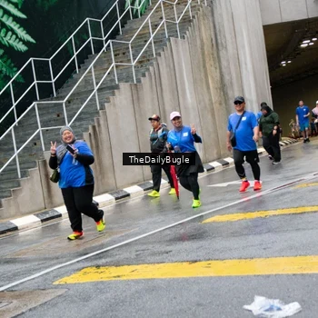 Runner Photo 7964746