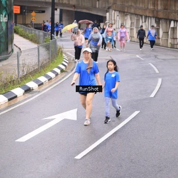Runner Photo 7964764